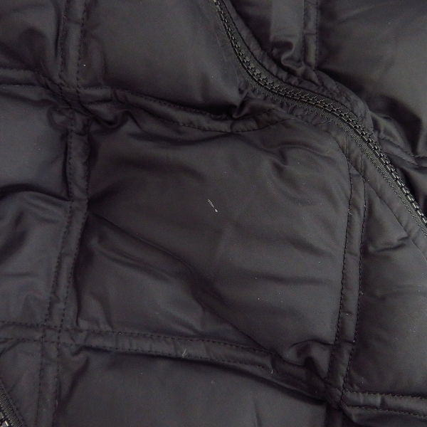 実際に弊社で買取させて頂いたEA7/EMPORIO ARMANI/エンポリオアルマーニ キルティング ダウンジャケット XLの画像 9枚目