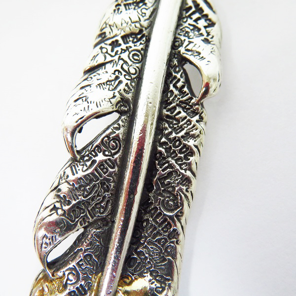 実際に弊社で買取させて頂いたBWL/ビルウォールレザー グラフィティフェザー ネックレス/ペンダントトップ w/ゴールドサダー w/ストーンの画像 5枚目