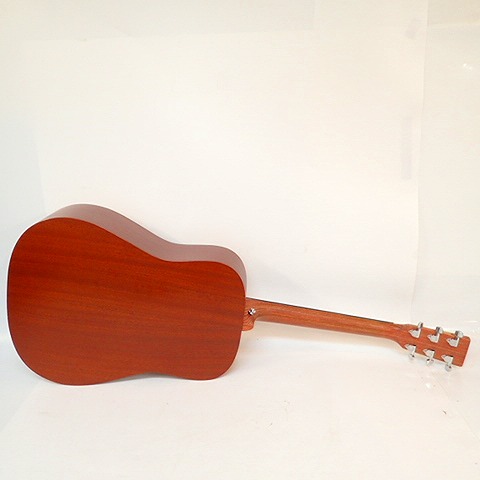 実際に弊社で買取させて頂いた★Martin/マーティン DRS2 エレアコギター アコースティックギター ハードケース付きの画像 2枚目