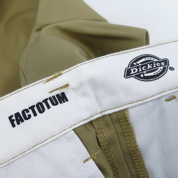 実際に弊社で買取させて頂いた【未使用】FACTOTUM×DICKIES/ファクトタム×ディッキーズ 1タックロングベルトチノスラックス BEIGE/09050136/46の画像 2枚目
