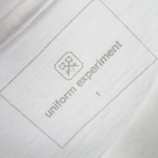 実際に弊社で買取させて頂いたuniform experiment/ユニフォームエクスペリメント 19SS ナンバリングポケットTシャツ 1の画像 2枚目