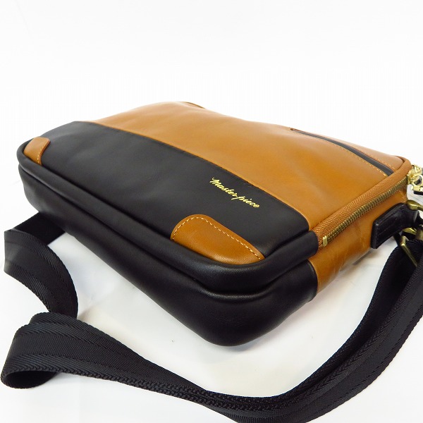 実際に弊社で買取させて頂いた【未使用】master-piece/マスターピース Gloss ver.2 ショルダーバッグ 01663-v2 キャメルの画像 2枚目