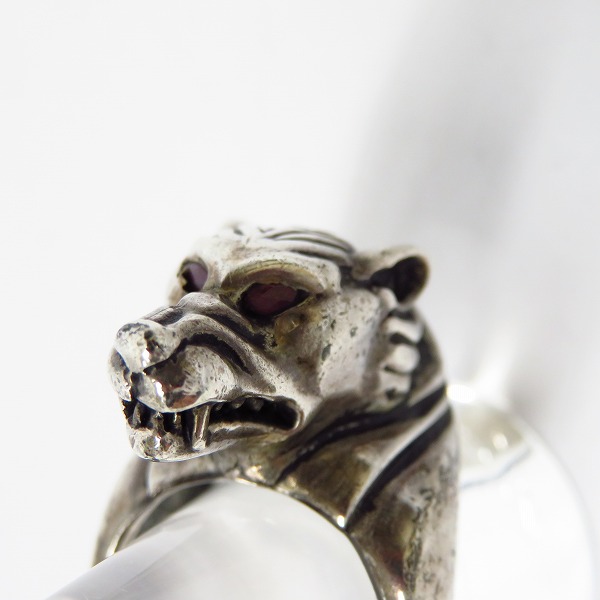 実際に弊社で買取させて頂いた【ギャラ付】LEATHERS&TREASURES/レザーズアンドトレジャーズ WOLF RING/ウルフリング Ruby eye/17号の画像 4枚目