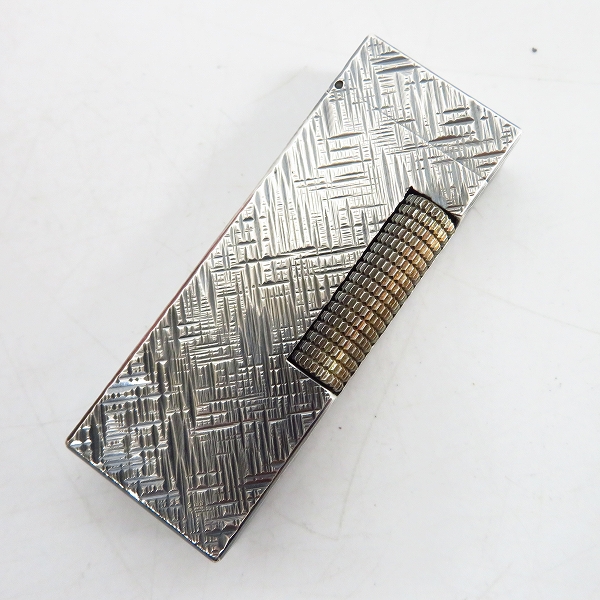 実際に弊社で買取させて頂いたdunhill/ダンヒル ローラー ガスライター/シルバーカラー