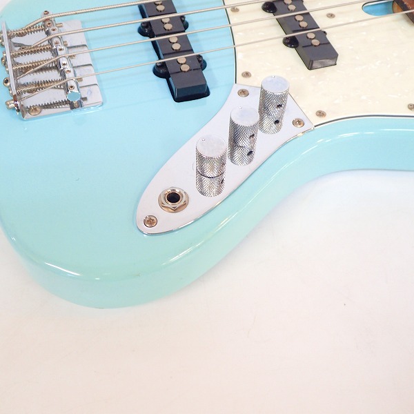 実際に弊社で買取させて頂いた★Bacchus/バッカス UNIVERSE SERIES ジャズベース タイプ ショートスケール エレキベースの画像 5枚目