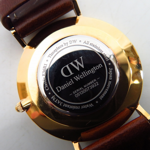 実際に弊社で買取させて頂いたDaniel Wellington/ダニエルウェリントン クラシックブラック セントモーズ 腕時計 DW00100136の画像 4枚目