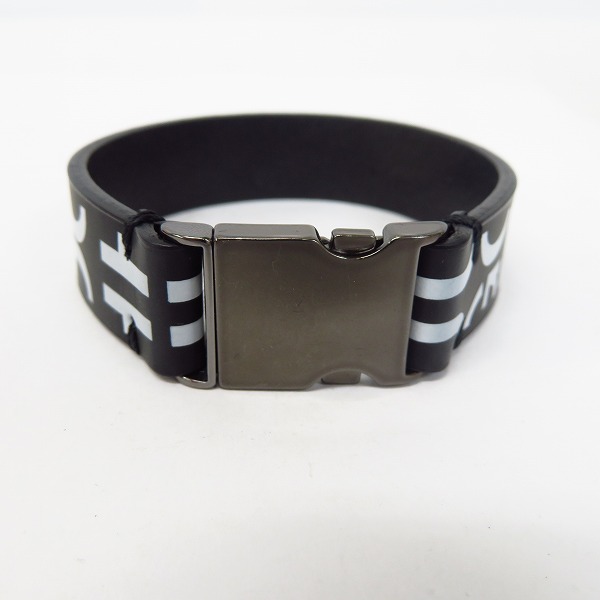 実際に弊社で買取させて頂いたHUGO BOSS/ヒューゴボス カーフスキン ロゴプリント ブレスレットの画像 1枚目