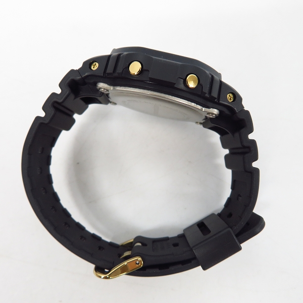 実際に弊社で買取させて頂いたG-SHOCK/Gショック×AMERICAN RAG CIE/アメリカンラグシー デジタル腕時計 DW-5600VTの画像 2枚目