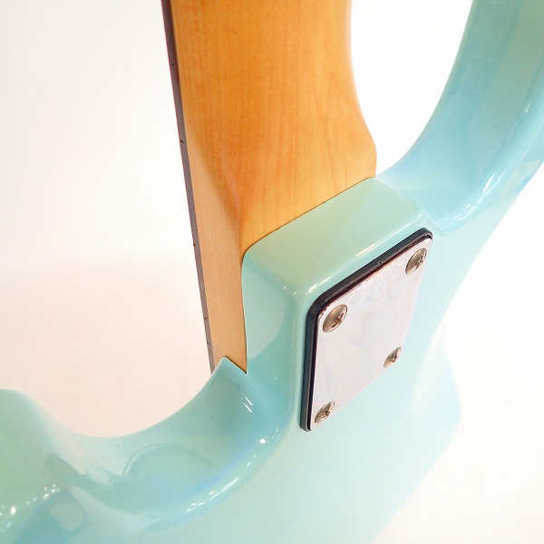 実際に弊社で買取させて頂いた★Bacchus/バッカス UNIVERSE SERIES ジャズベース タイプ ショートスケール エレキベースの画像 9枚目