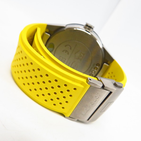実際に弊社で買取させて頂いたTAG HEUER/タグホイヤー コネクテッド モジュラー イエローラバー スマートウォッチの画像 2枚目