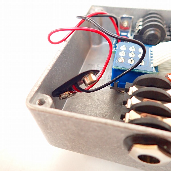 実際に弊社で買取させて頂いた【音出し確認済み】ELECTRO-HARMONIX/エレクトロハーモニックス MEMORY BOY アナログディレイ エフェクターの画像 8枚目