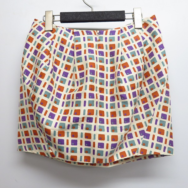 実際に弊社で買取させて頂いたMARNI/マルニ シルク混 総柄ミニスカート GOMAC27A00T1501/38の画像 1枚目