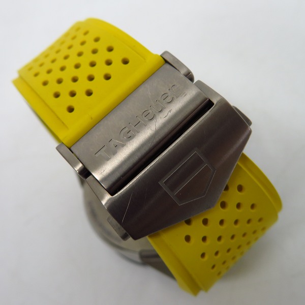 実際に弊社で買取させて頂いたTAG HEUER/タグホイヤー コネクテッド モジュラー イエローラバー スマートウォッチの画像 4枚目