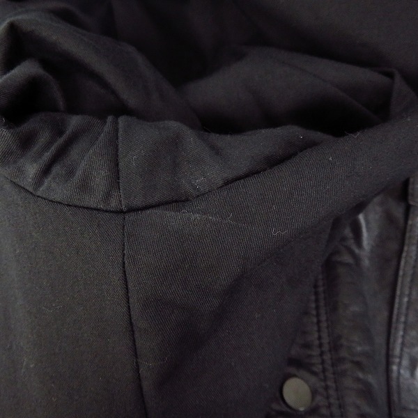 実際に弊社で買取させて頂いたBALMAIN/バルマン ZIPポケット レザー半袖シャツ ブラック 38の画像 6枚目