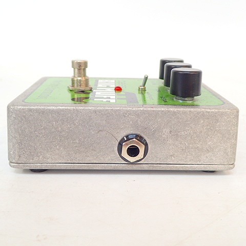 実際に弊社で買取させて頂いた【動作確認済】ELECTRO-HARMONIX/エレクトロハーモニックス Bass Big Muff ファズ ベース用 エフェクターの画像 5枚目