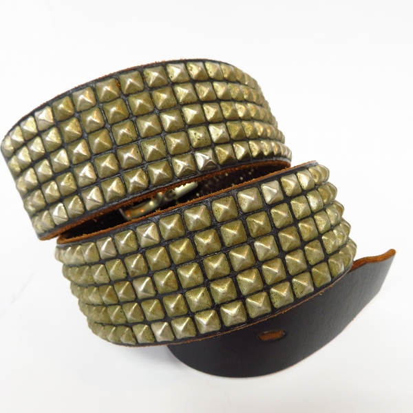 実際に弊社で買取させて頂いたHTC/エイチティーシー ピラミッドスタッズ レザーベルト 32の画像 1枚目