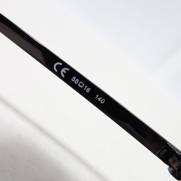 実際に弊社で買取させて頂いたHUGO BOSS/ヒューゴボス サングラス 0008/S KJ1Y1 の画像 5枚目