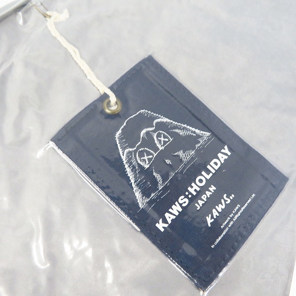 実際に弊社で買取させて頂いた【未開封】KAWS/カウズ HOLIDAY JAPAN Cushion/クッションの画像 2枚目