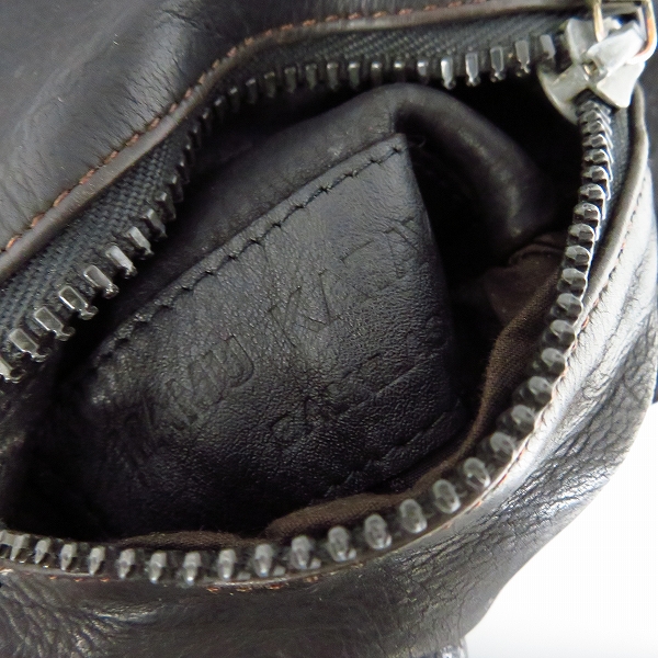 実際に弊社で買取させて頂いたISAMU KATAYAMA BACKLASH/バックラッシュ 半袖/ハーフスリーブ カウレザー ジップアップ シャツ 964-01 Size：Sの画像 6枚目