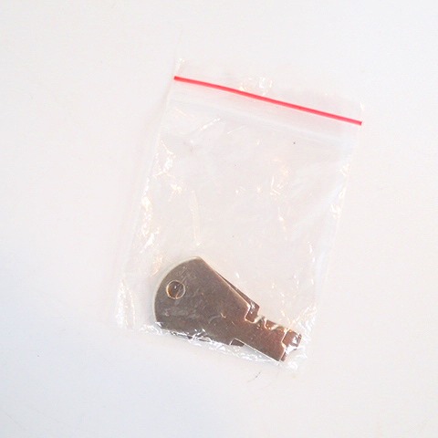 実際に弊社で買取させて頂いた★【難あり】Dean/ディーン Custom 350 Floyd Trans Black C350F TBK エレキギター ハードケース付きの画像 8枚目