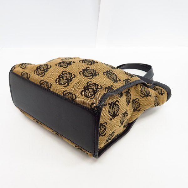 実際に弊社で買取させて頂いたLOEWE/ロエベ ロゴ総柄 キャンバス×レザー ハンドバッグの画像 2枚目