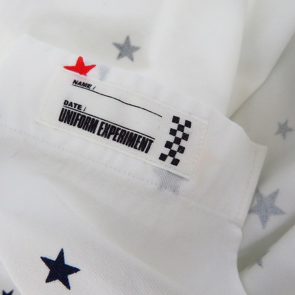 実際に弊社で買取させて頂いたuniform experiment/ユニフォームエクスペリメント スタープリント ボタンダウンシャツ UE-110041/2の画像 4枚目