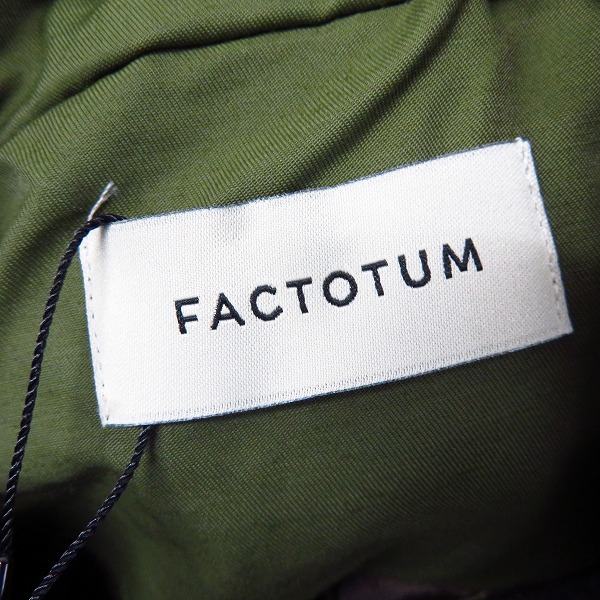 実際に弊社で買取させて頂いた【未使用】FACTOTUM/ファクトタム ナイロンクリアツイルライダーストレンチコート 01030436 オリーブ/44の画像 2枚目