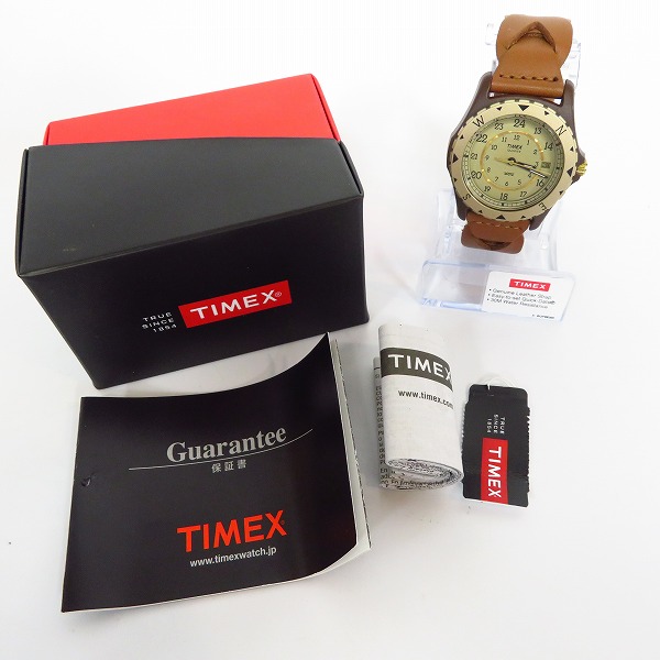 実際に弊社で買取させて頂いたTIMEX/タイメックス クォーツ腕時計 アナログ メッシュレザーベルト TW2P88300の画像 6枚目