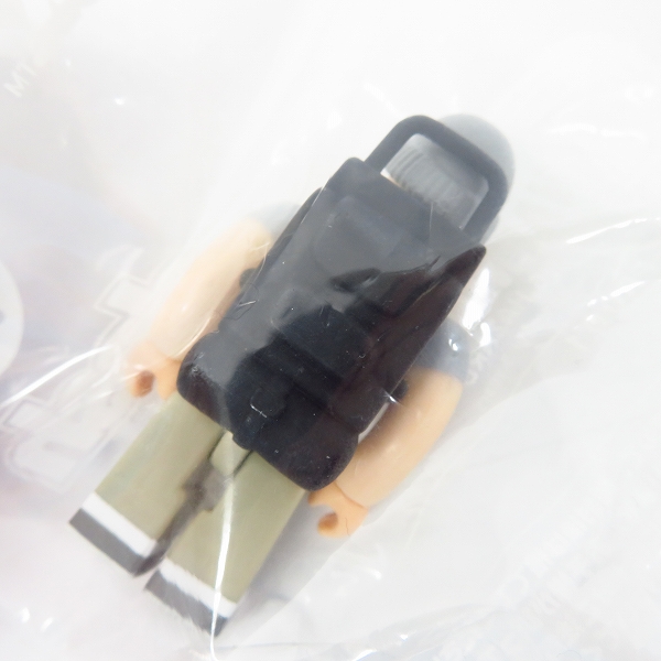 実際に弊社で買取させて頂いた【未開封】kubrick/キューブリック 藤原ひろし フィネス/グッドイナフ 100% 2000年/非売懸賞品 2点セット の画像 4枚目