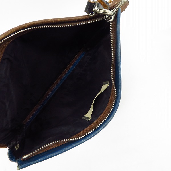 実際に弊社で買取させて頂いたMARNI/マルニ レザーポーチ クラッチバッグの画像 3枚目