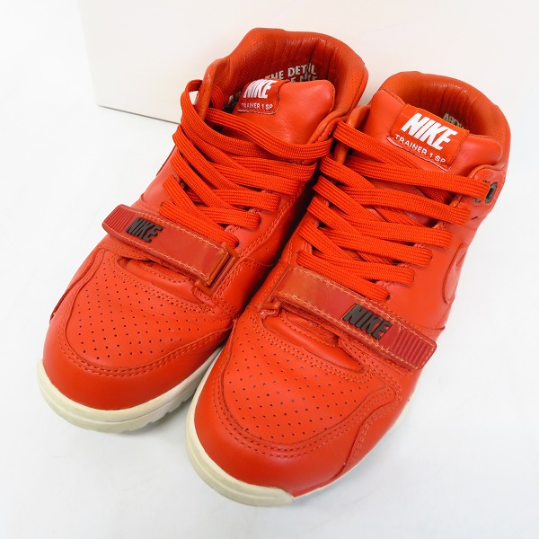 実際に弊社で買取させて頂いたNIKE×fragment design/ナイキ×フラグメント AIR TRAINER 1 MID SP/806942-881/25.5