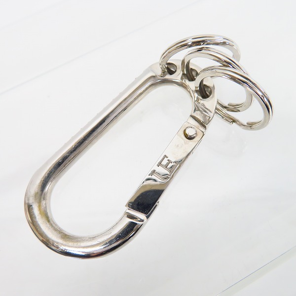 実際に弊社で買取させて頂いたUNIFORM EXPERIMENT×Fragment Design/ユニフォームエクスペリメント×フラグメント ジルコニア付きカラビナの画像 1枚目