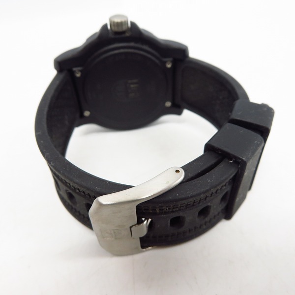実際に弊社で買取させて頂いたLUMINOX/ルミノックス SERIES 8800 腕時計【動作未確認】の画像 2枚目
