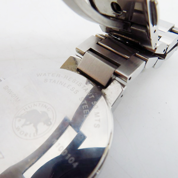 実際に弊社で買取させて頂いたHUNTING WORLD/ハンティングワールド クォーツ 腕時計 メタルバンド SHW-01M【動作未確認】の画像 4枚目