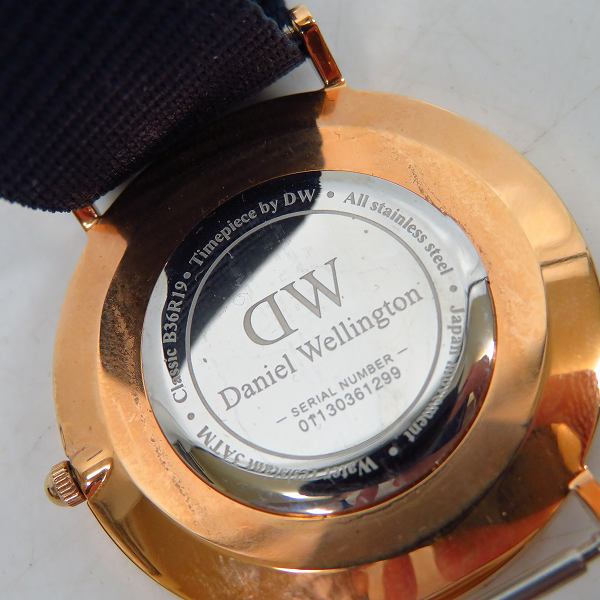 実際に弊社で買取させて頂いた【保証期間内】Daniel Wellington/ダニエルウェリントン クラシック クォーツ腕時計 B36R19の画像 3枚目