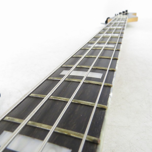 実際に弊社で買取させて頂いた★Bacchus/バッカス Handmade Series WOODLINE417 JAZZ BASSタイプ エレキベースの画像 2枚目