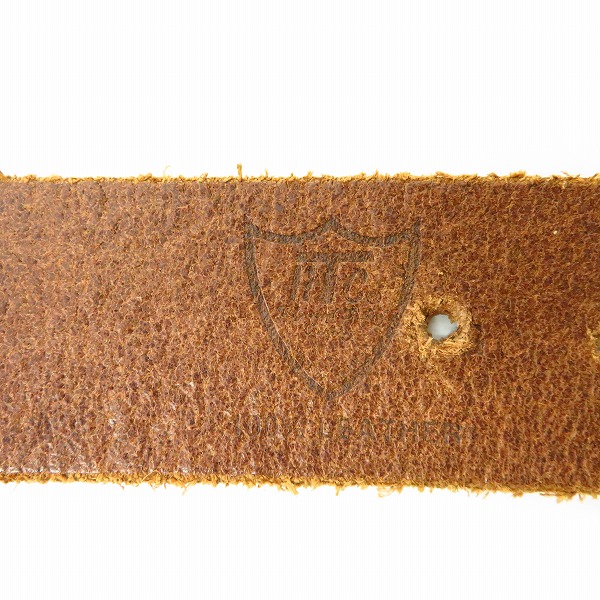 実際に弊社で買取させて頂いたHTC/エイチティーシー スタッズ レザー ベルト/30の画像 3枚目