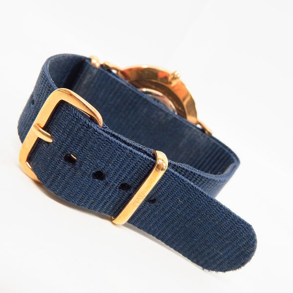 実際に弊社で買取させて頂いた【保証期間内】Daniel Wellington/ダニエルウェリントン クラシック クォーツ腕時計 B36R19の画像 2枚目
