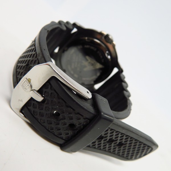 実際に弊社で買取させて頂いたLUMINOX/ルミノックス 3400 NIGHTHAWK ラバーバンド JET-BLACK F-117 の画像 2枚目