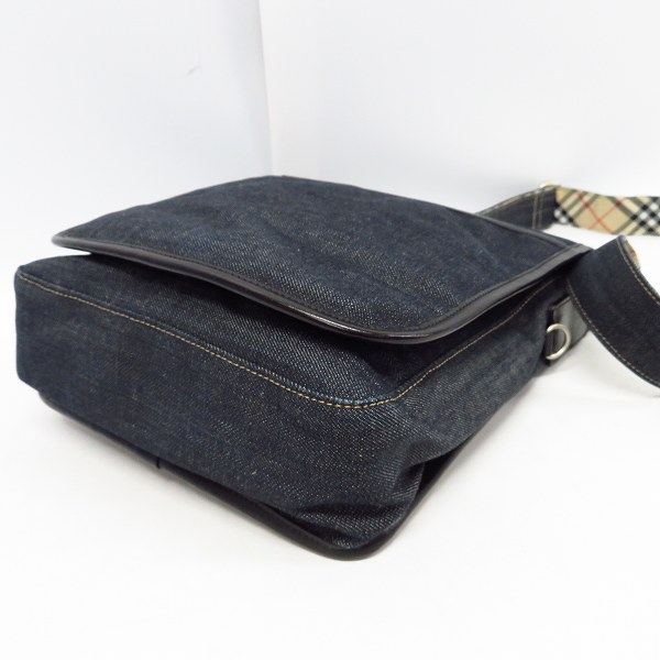 実際に弊社で買取させて頂いたBurberry Blue Label/バーバリーブルーレーベル ショルダーバッグ デニム地 チェックの画像 2枚目