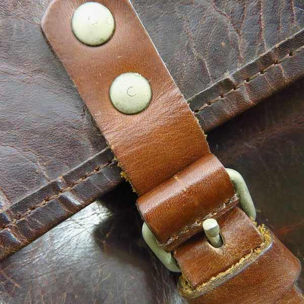 実際に弊社で買取させて頂いたDRIES VAN NOTEN/ドリスヴァンノッテン レザー ウエストバッグ ブラウンの画像 4枚目