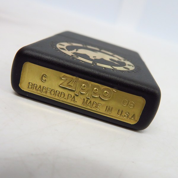 実際に弊社で買取させて頂いたZIPPO/ジッポー HUNTING WORLD/ハンティングワールド 2006年製の画像 3枚目