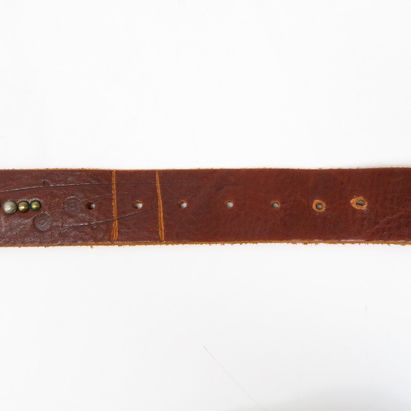 実際に弊社で買取させて頂いたHTC/エイチティーシー スタッズ レザー ベルト/30の画像 6枚目