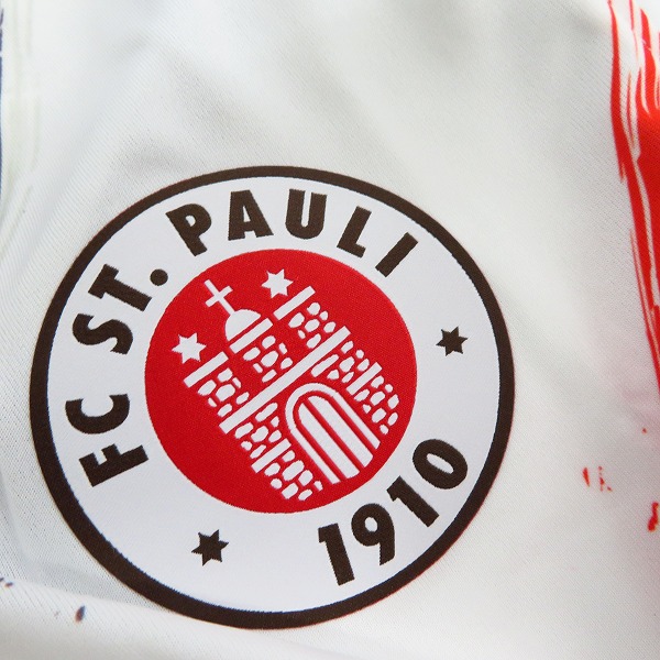 実際に弊社で買取させて頂いたUNDER ARMOUR/アンダーアーマー FCザンクトパウリ 16/17 アウェイ ユニフォーム 1279190/LGの画像 6枚目