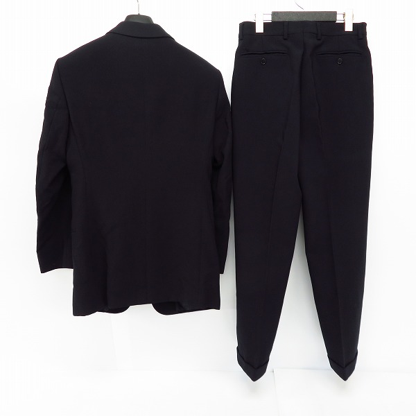 実際に弊社で買取させて頂いたGIORGIO ARMANI/ジョルジオアルマーニ セットアップスーツ 44の画像 1枚目