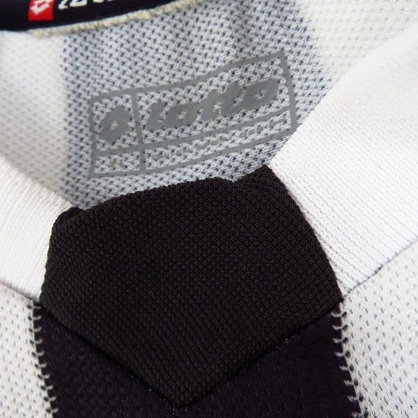 実際に弊社で買取させて頂いたlotto/ロット ユベントス 01/02 ホーム 半袖 ユニフォーム/XLの画像 7枚目