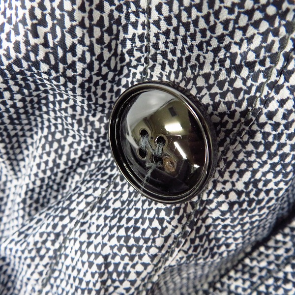 実際に弊社で買取させて頂いたGIORGIO ARMANI/ジョルジオアルマーニ フード収納式 コート/48の画像 7枚目