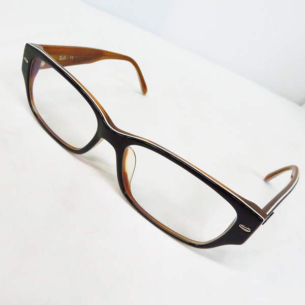 実際に弊社で買取させて頂いたRay-Ban/レイバン スクエア 度入り/黒縁メガネフレーム フルリム RB5220/5019 の画像 0枚目