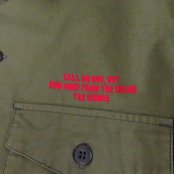 実際に弊社で買取させて頂いたTHE CRIMIE/クライミー 背面マリア刺繍 ミリタリーシャツ C1H5-SH05/Mの画像 4枚目