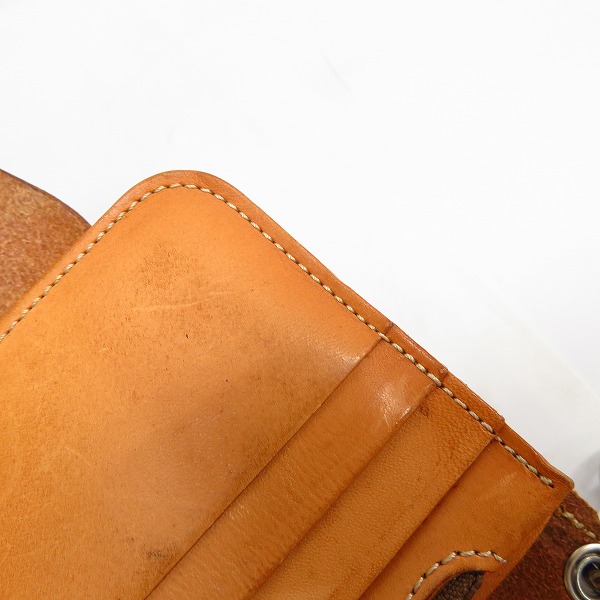 実際に弊社で買取させて頂いたFUNNY/ファニー カービングレザー コンチョ ロングウォレット/長財布 ウォレットチェーン付きの画像 6枚目